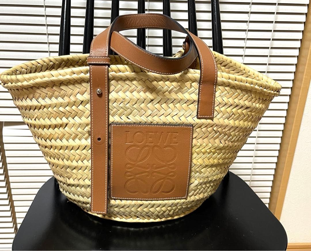 【Yuka Kaeです】　ロエベ　カゴバッグM お花チャーム付き