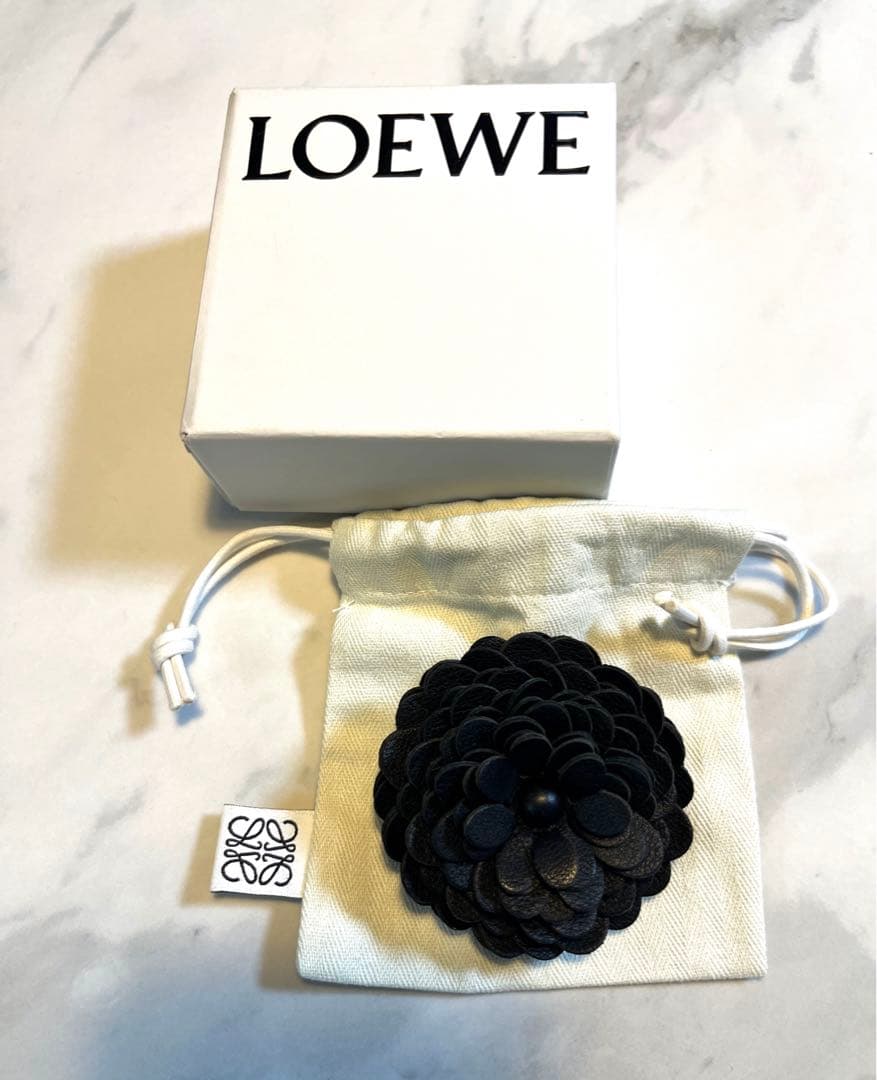 【Yuka Kaeです】　ロエベ　カゴバッグM お花チャーム付き