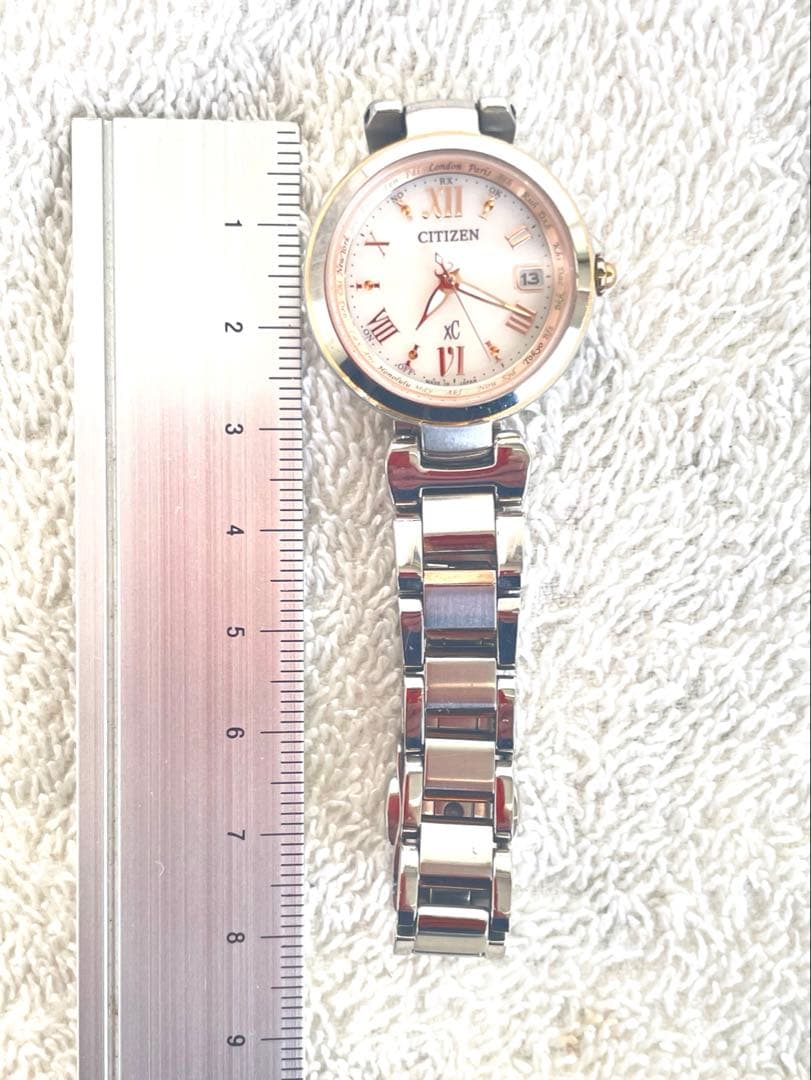 美品❣クロスシーxC H240　ペールピンク文字盤　ハッピーフライト　稼働 2