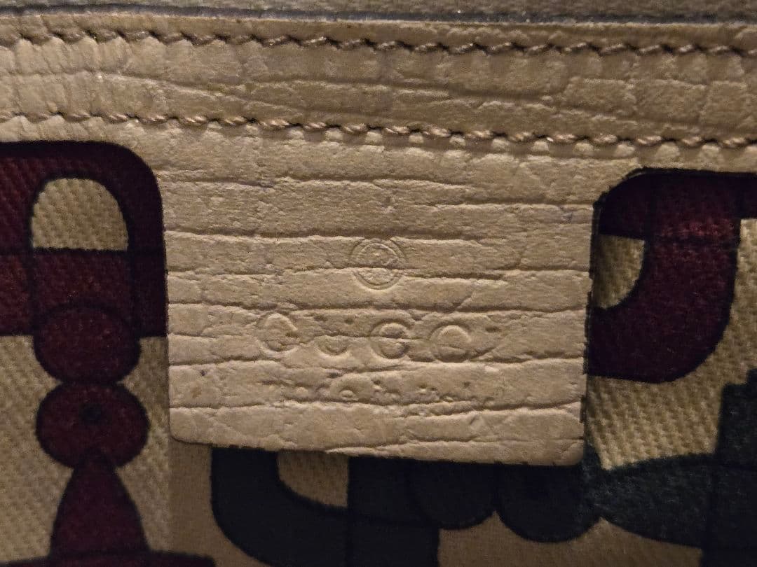 GUCCI GGキャンバス　シェリーライン　トートバッグ　ホワイト