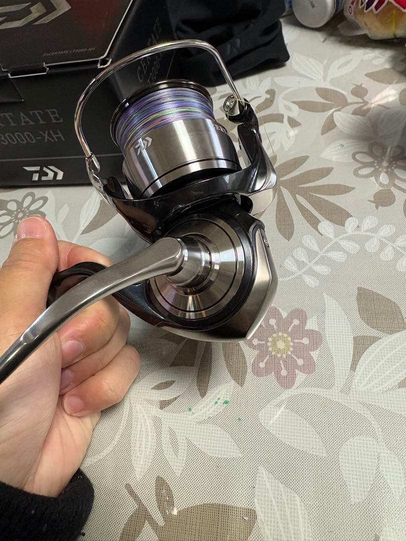 【極美品】DAIWA 24セルテート LT3000-XH