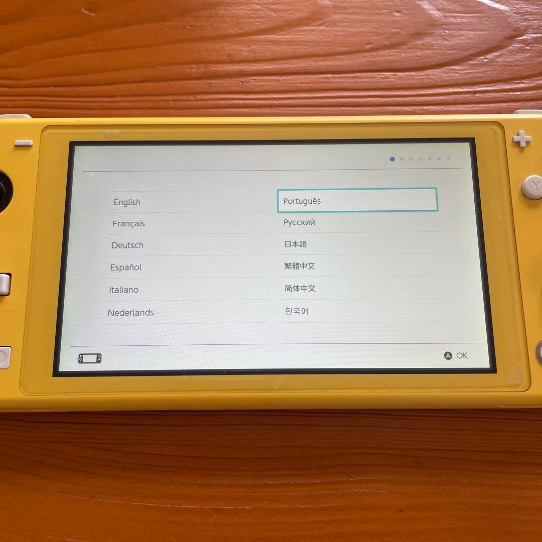 ✳︎匿名発送✳︎NintendoSwitchライト　イエロー　ジャンク品