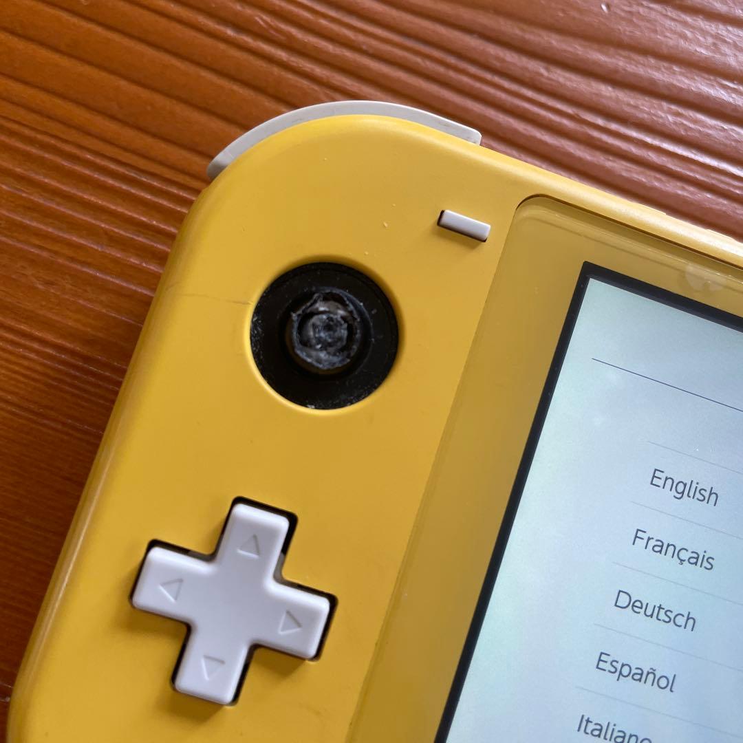 ✳︎匿名発送✳︎NintendoSwitchライト　イエロー　ジャンク品