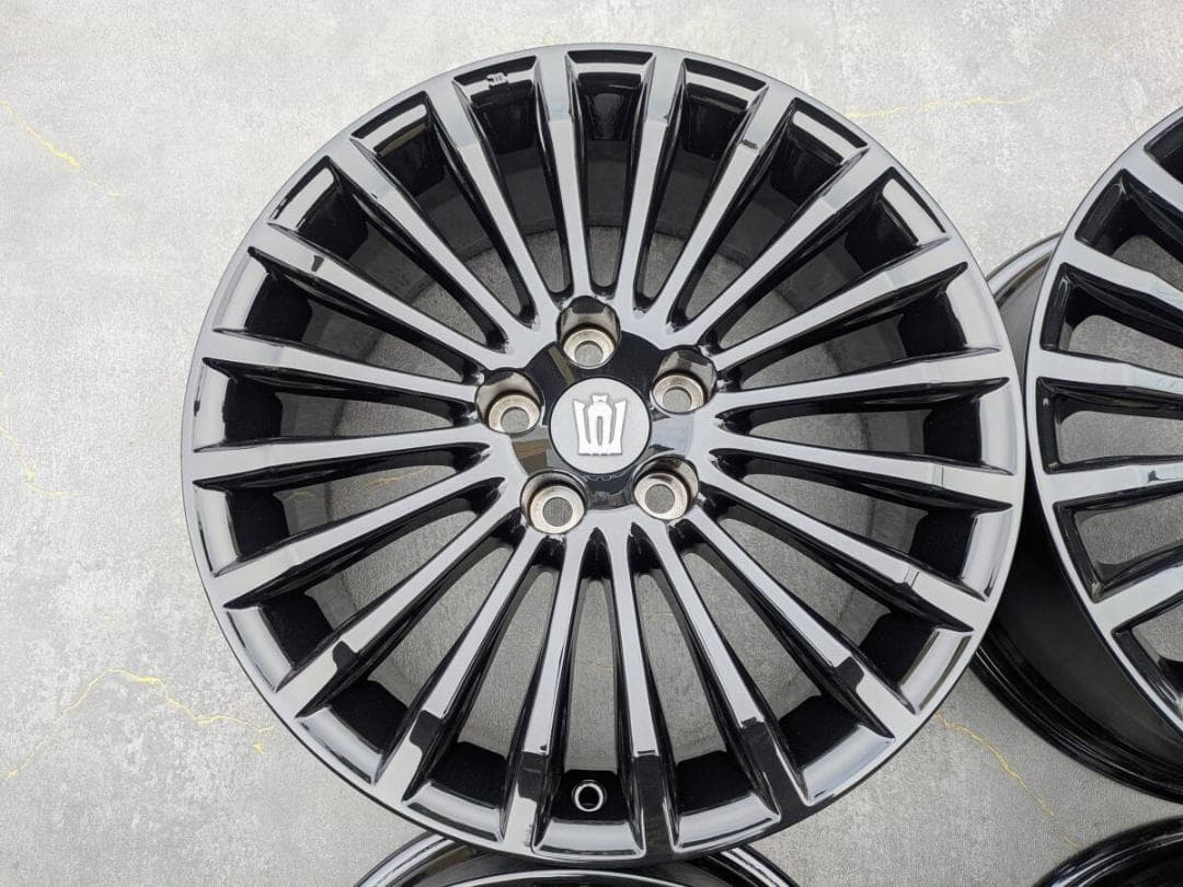 【美品 トヨタ 210系 クラウンマジェスタ 純正 18インチ ブラック 4本】