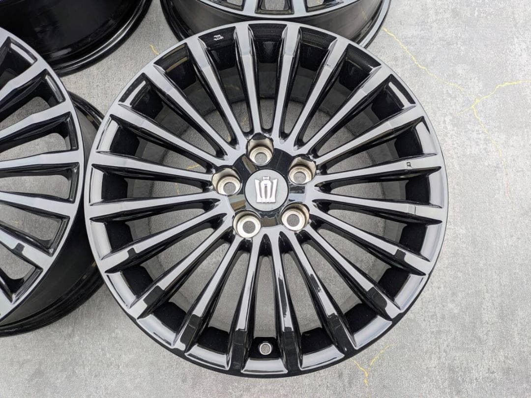 【美品 トヨタ 210系 クラウンマジェスタ 純正 18インチ ブラック 4本】