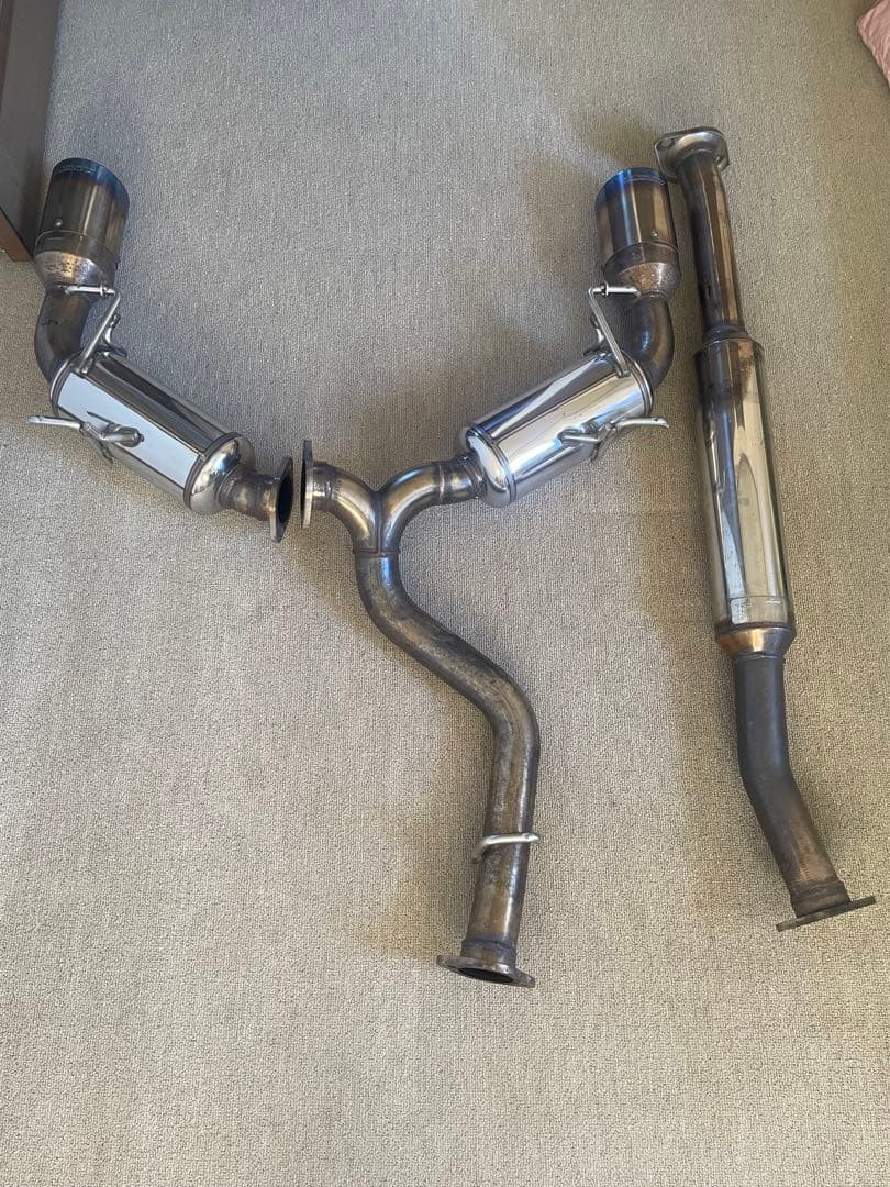 ロッソモデロ マフラー