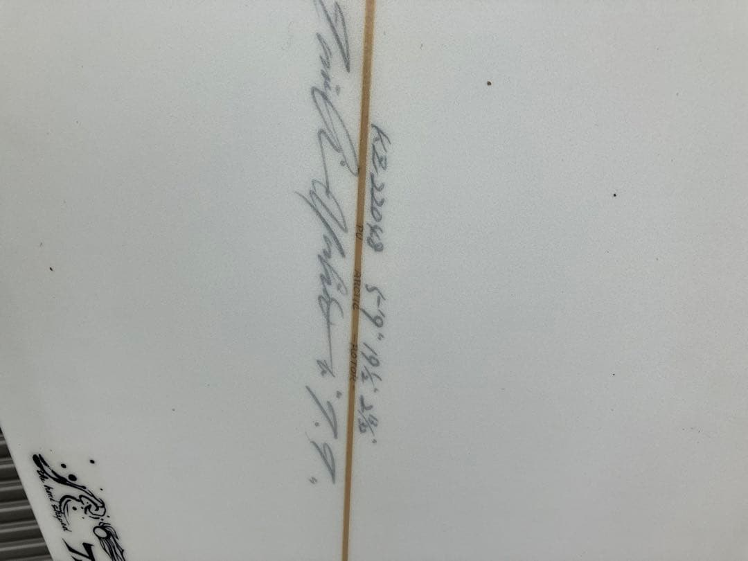 ヨシノシェイプサーフボードPU5.9