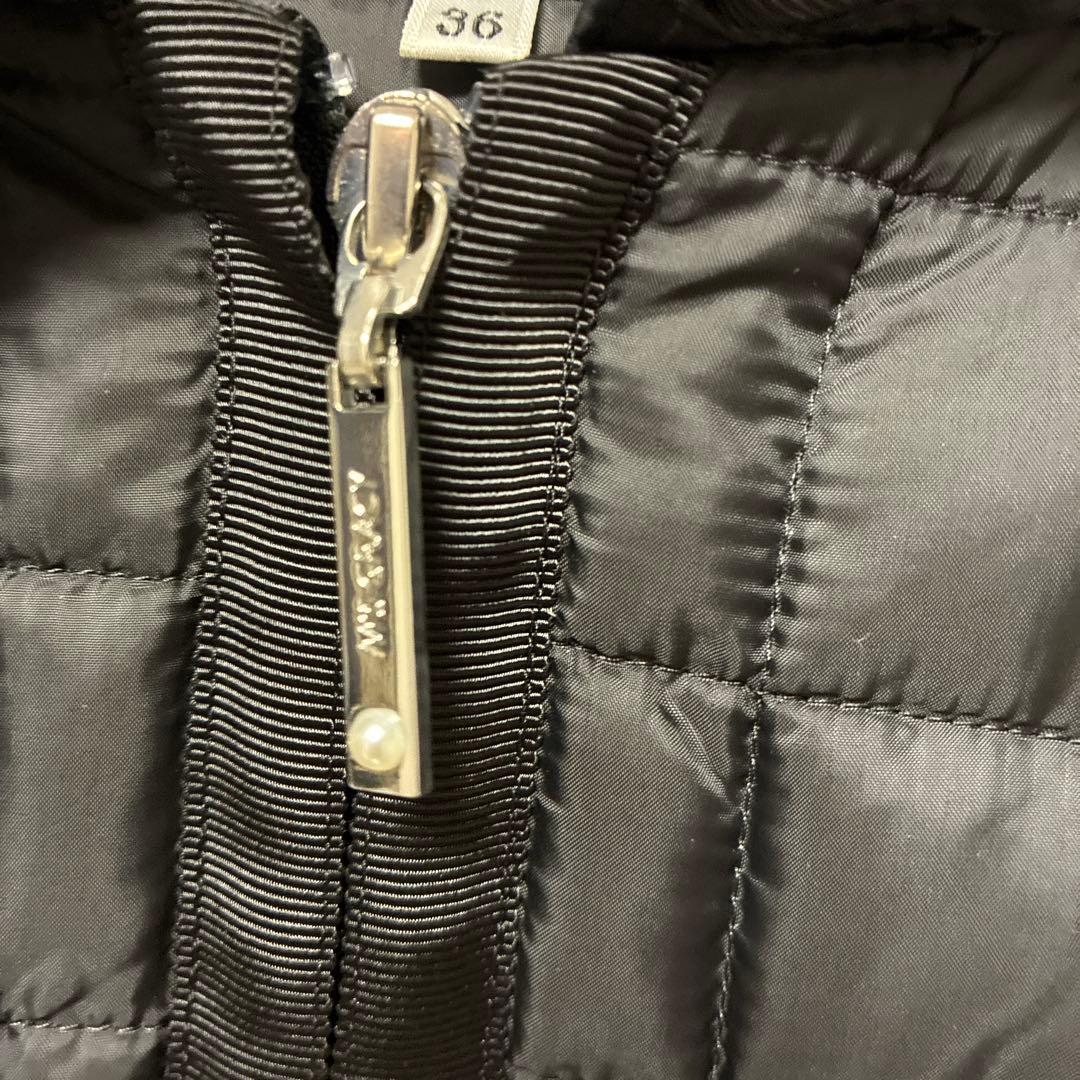 ブラック フリルフード付き キルティングベスト