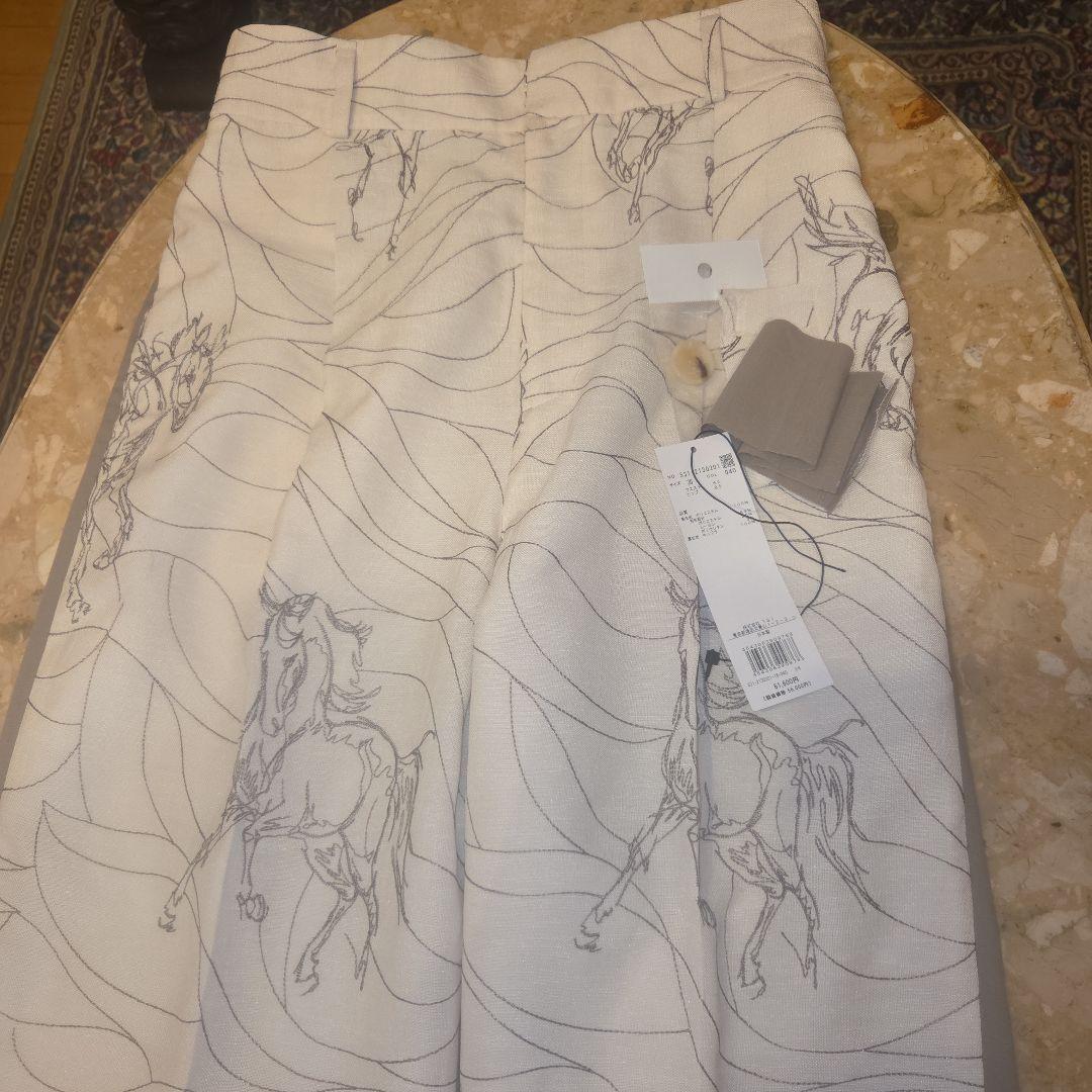 ADORE アドーア★ 馬柄パンツ★刺繍　ホース