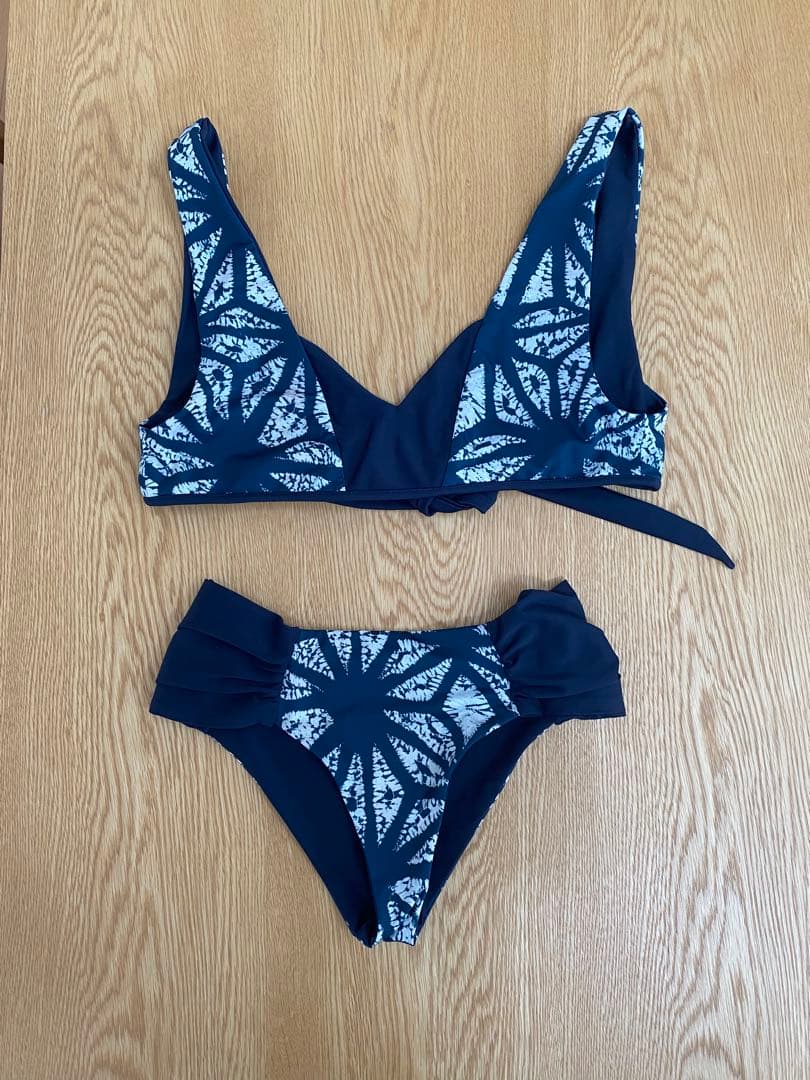 Seea Milos シーア リバーシブル ビキニ