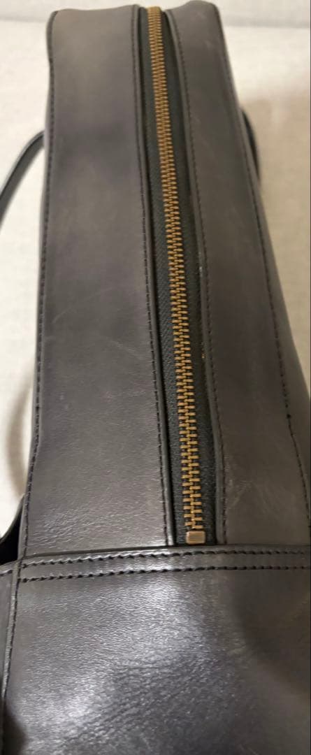 マザーハウス アンティークスクエア バックパック M ブラック