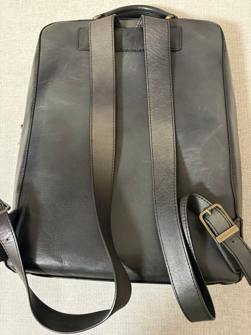 マザーハウス アンティークスクエア バックパック M ブラック