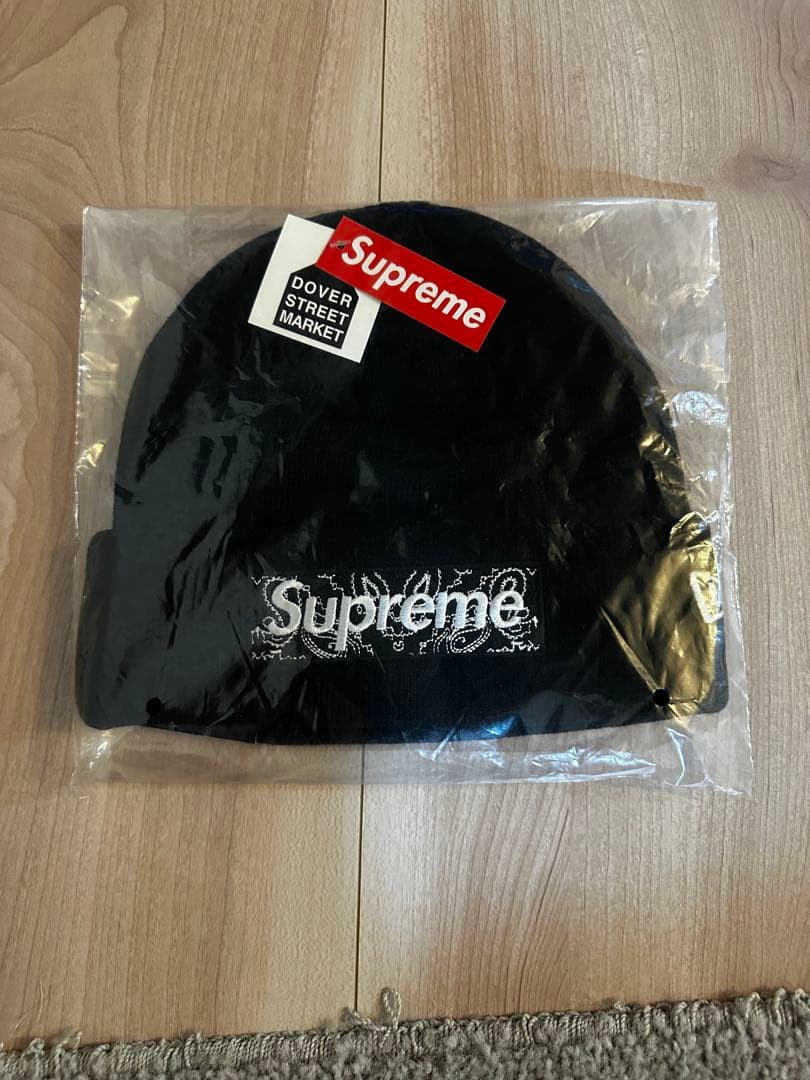 Supreme 刺繍ニット帽 ビーニー