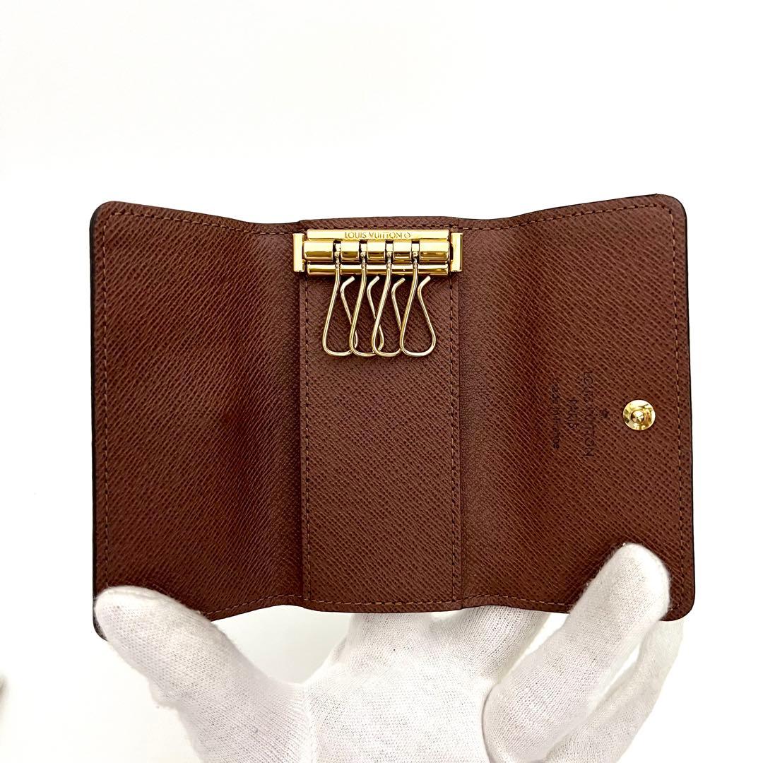 箱付き未使用ルイヴィトン モノグラム4連キーケースミュルティクレ4 M69517