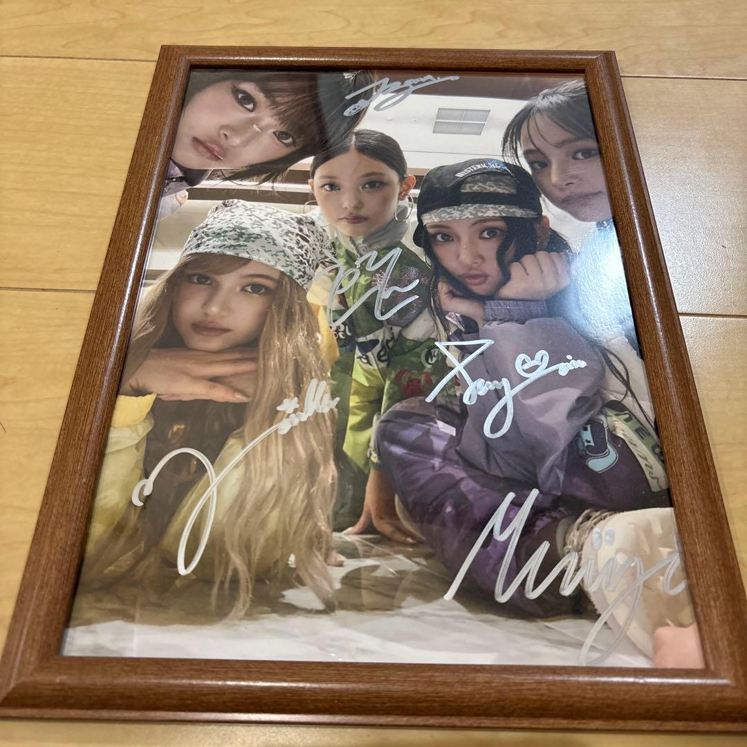 夜*馬様 NewJeansサイン入り写真