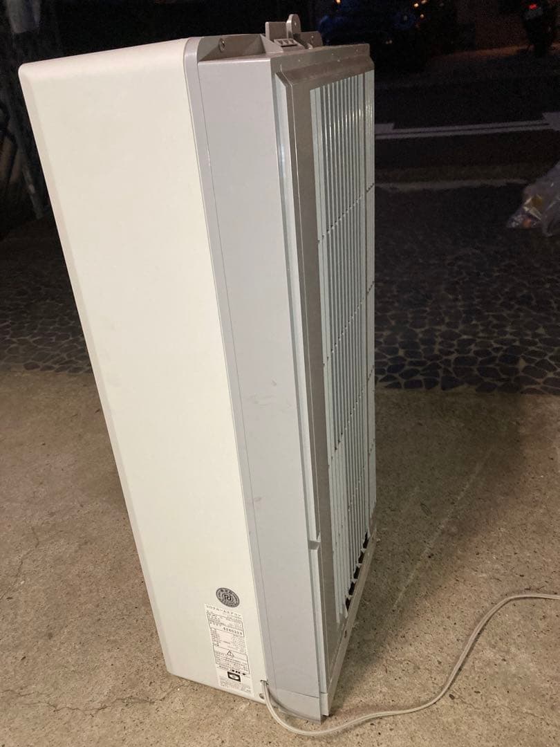 【ジャンク品】コロナ窓枠エアコン★CW-162H 本体のみ（リモコン付）