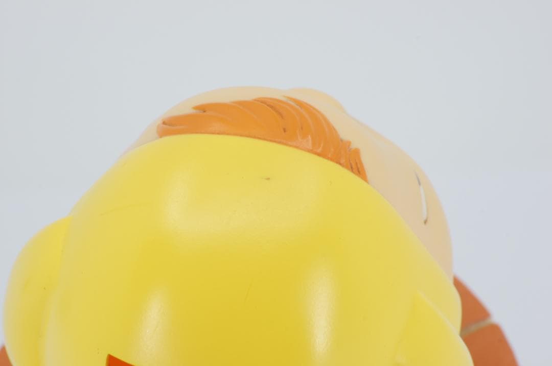 奈良美智 貯金箱「噴水の中の捨て犬」ソフビフィギュア