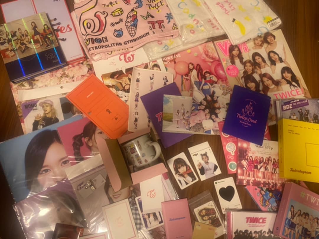 TWICEグッズ　まとめ売り