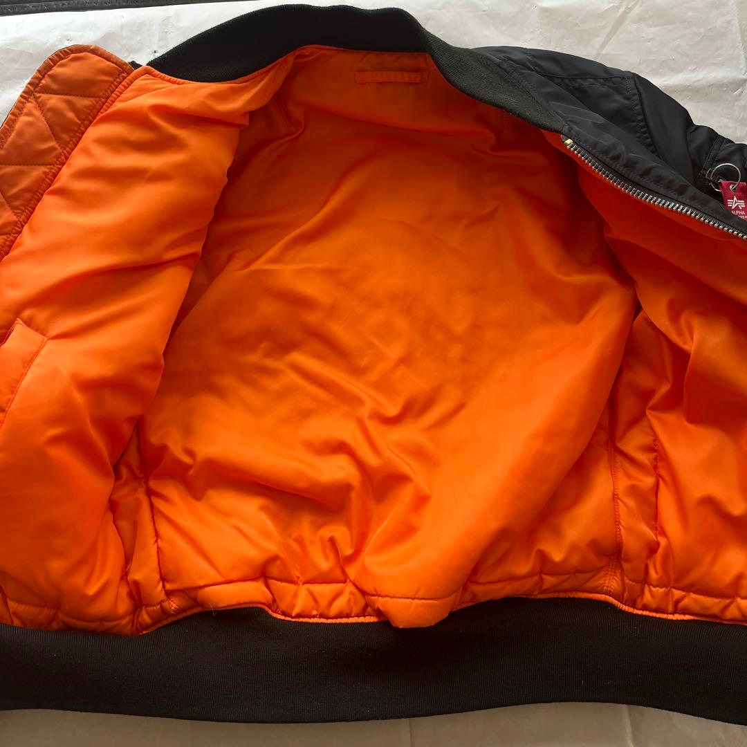 【美品】アルファインダストリーズ MA-1 ブラック　 Mサイズ