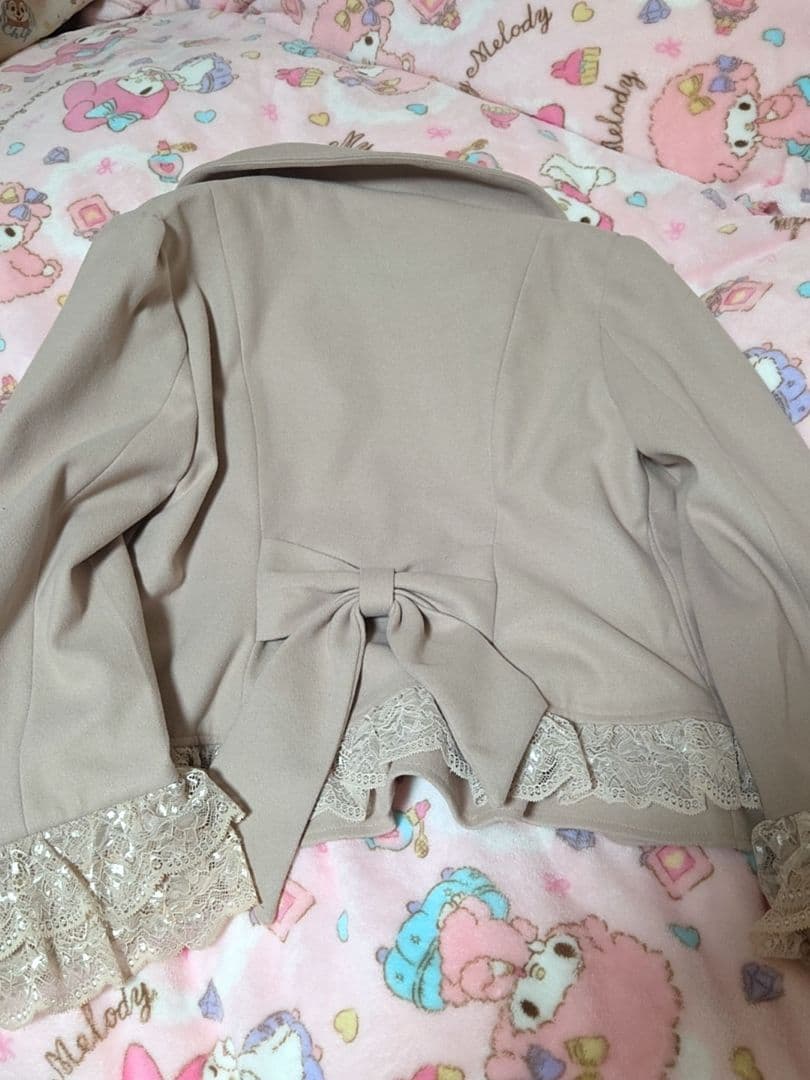 アクシーズファム 裾レースショートコート ピンク