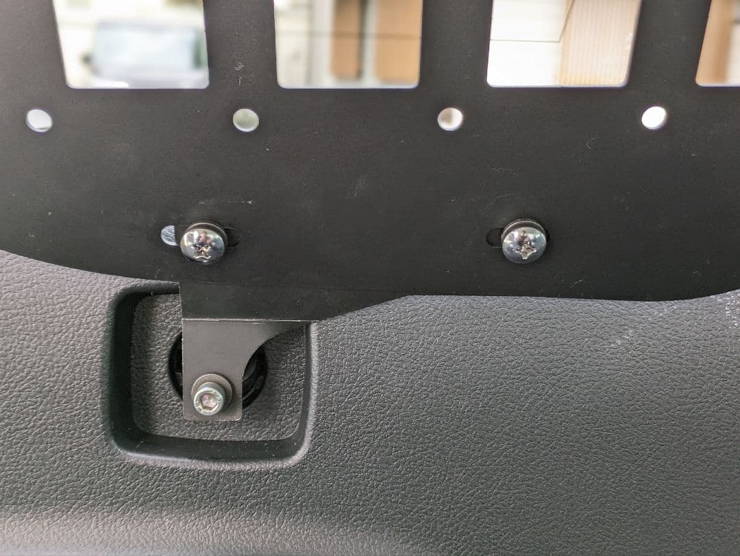 プラド150　インナーメッシュパネル　板厚1.6ミリ　左右セット　無塗装品