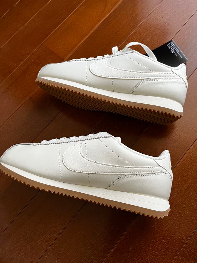 未使用品W Nike CORTEZ SE コルテッツ白オフホワイト24.5