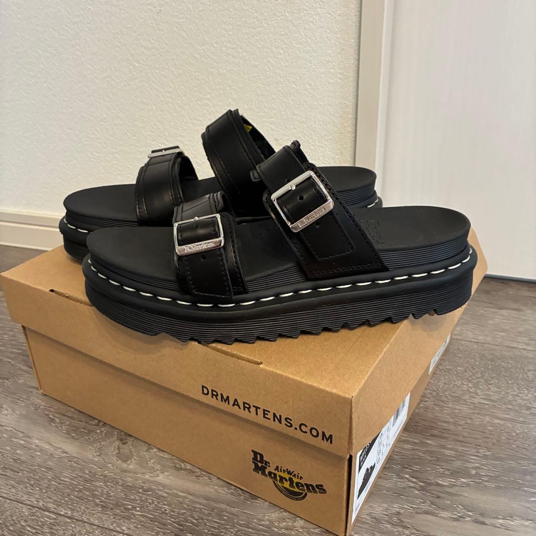 【即発送】Dr. Martens ドクターマーチン 限定　MYLES サンダル