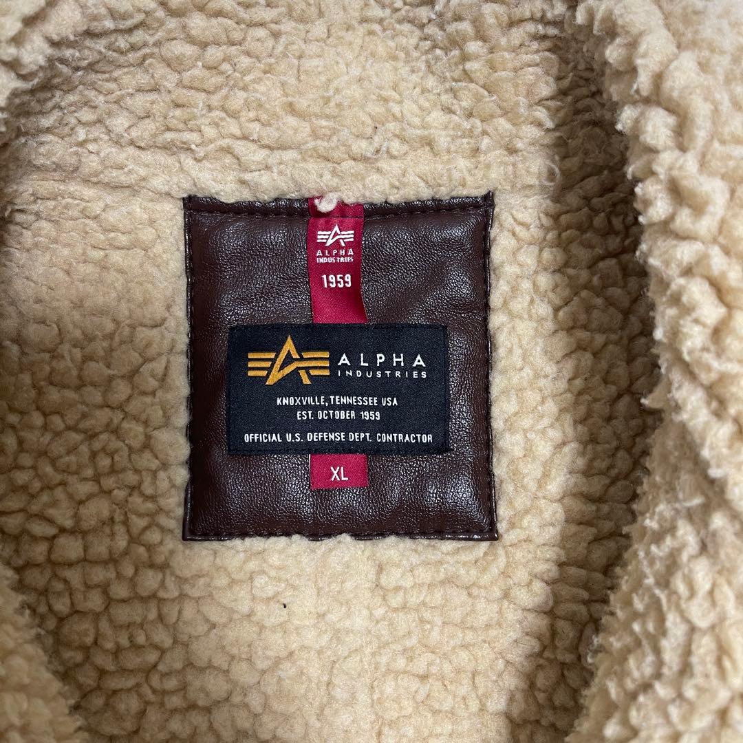 ALPHA INDUSTRIES フェイクムートンジャケットTA1548-012