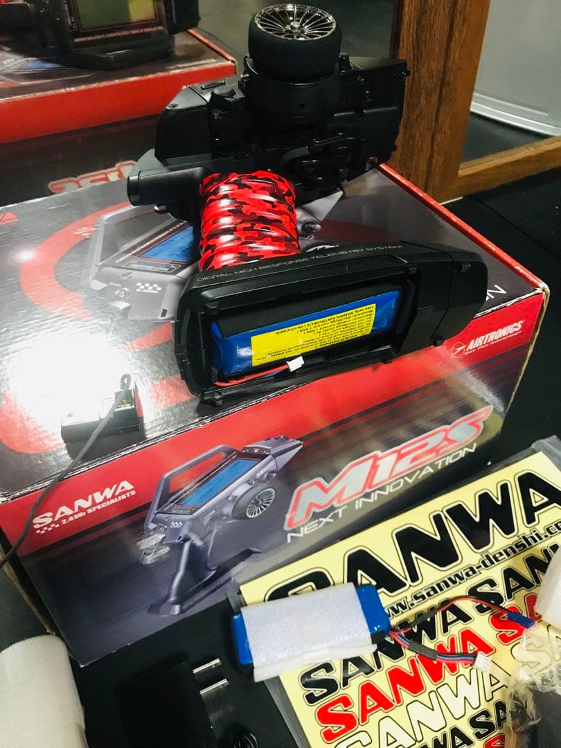 ま*き様 SANWA M12S 無線コントローラー