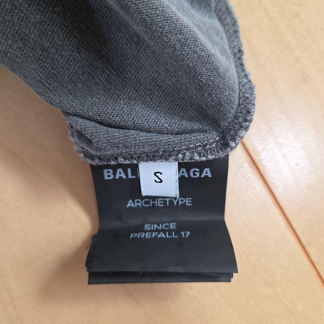 balenciaga グレー Tシャツ