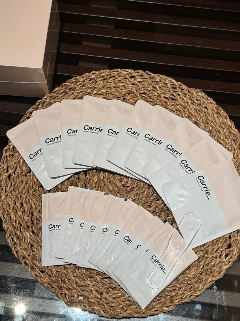 Carrie キャリー　炭酸パック　12回分　スパチュラ付き　河村真木子