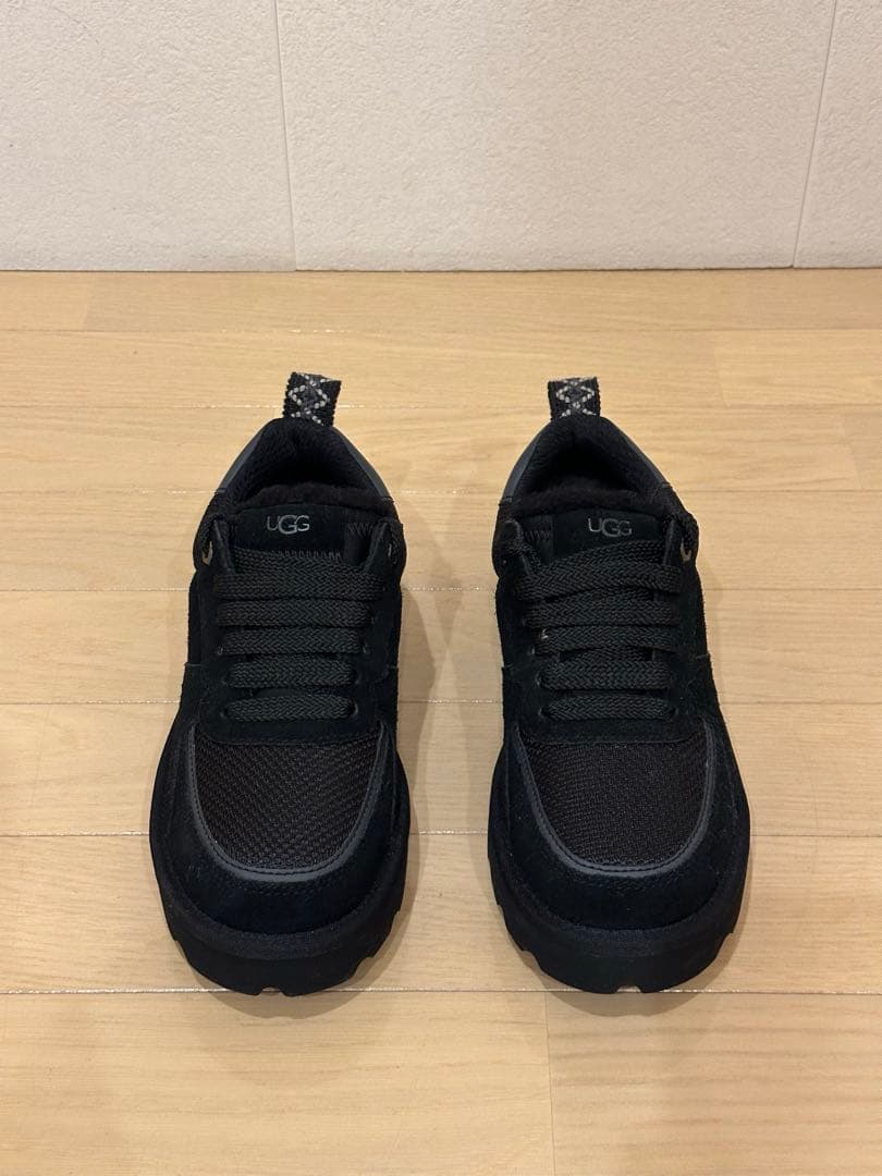 タイムSALE中新品•未使用★UGGスニーカー★
