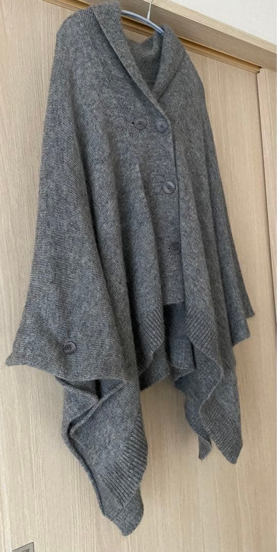 マルタンマルジェラ Maison Martin Margielaグレー ポンチョ