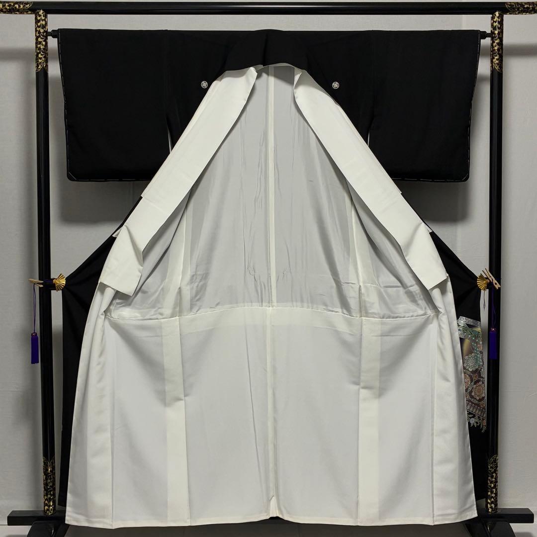 D204 黒留袖　螺鈿細工　鳳凰　華文　正絹　着物　袷　未使用極美品