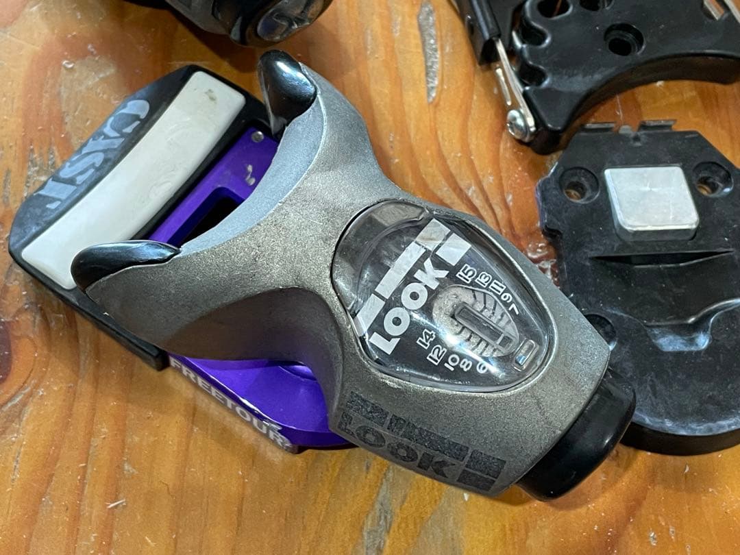 CAST Freetour LOOK Pivot 15 現行モデル 取付ジグ付き