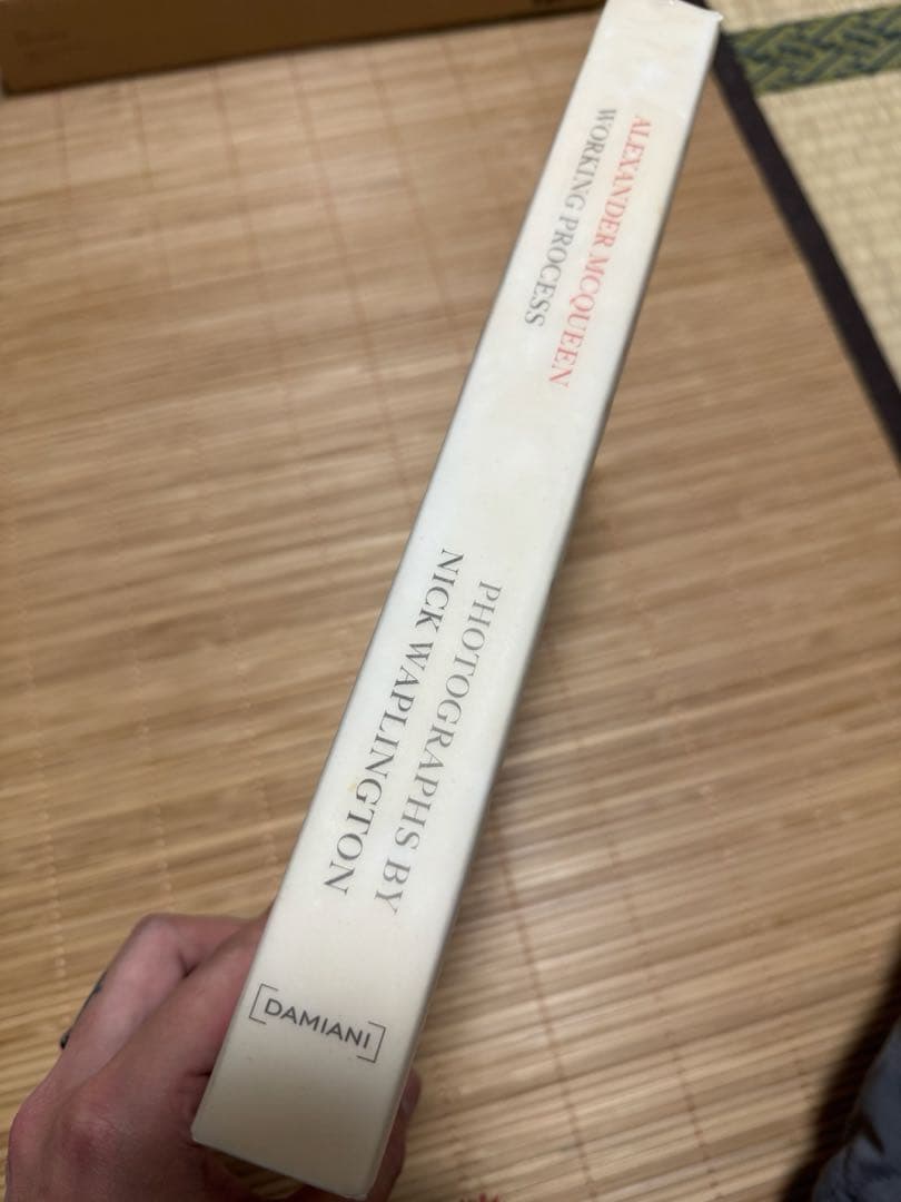 ALEXANDER MCQUEEN WORKING PROCESS 写真集