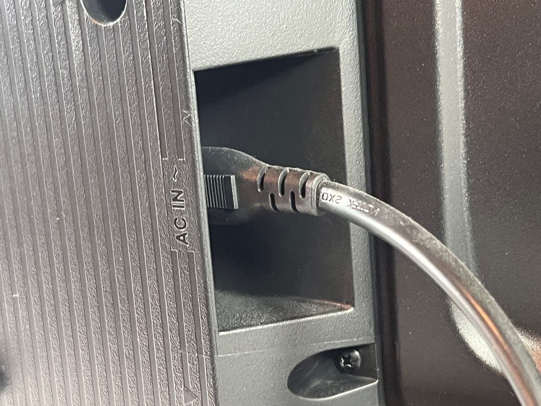 ① TCL 液晶テレビ　40S5400 24年製　通電確認済