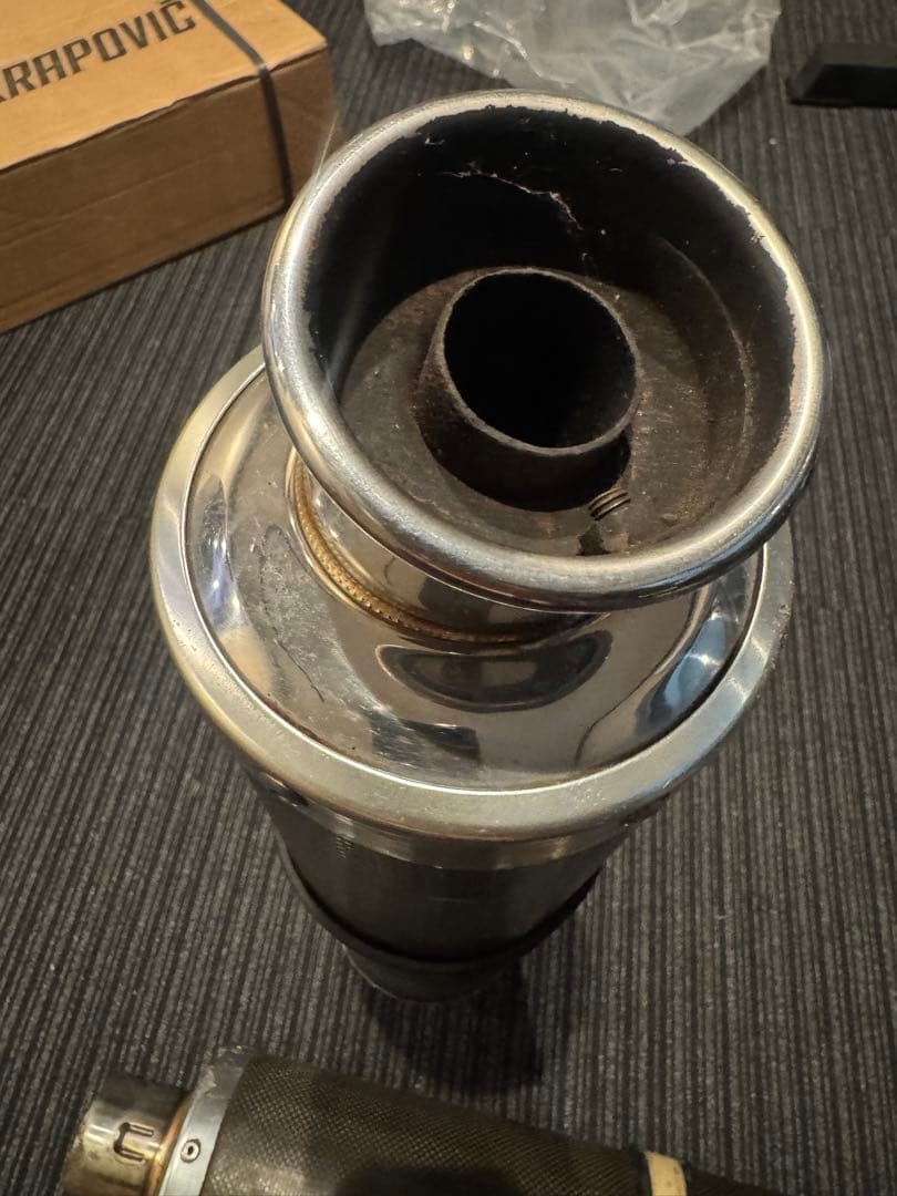 60.5 汎用サイレンサー　カーボンマフラー　EPRO ツイン　cb xjr