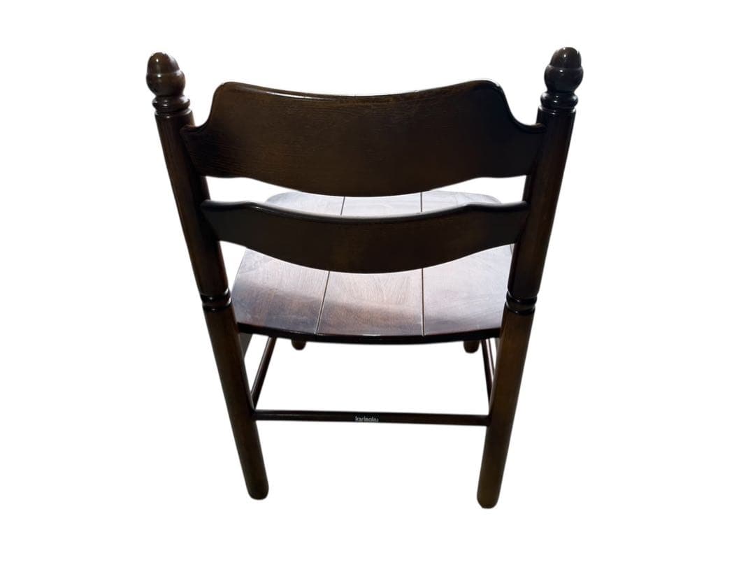 オールドカリモク　コロニアル　ダイニングチェア　2脚セット　椅子　馬車の彫刻入り