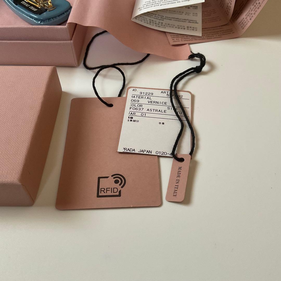 miumiu ヘアピン　バレッタ　水色