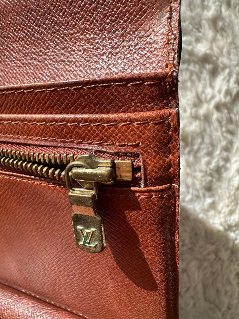 ルイヴィトン　パスポートケース