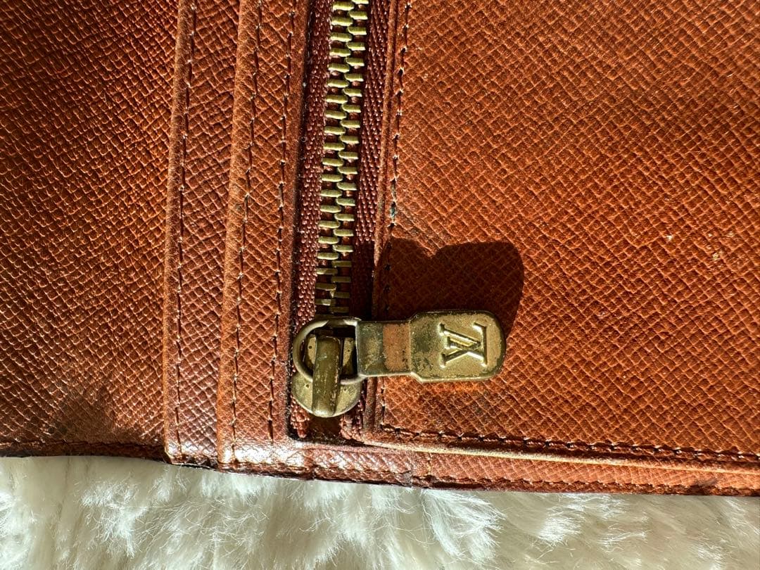 ルイヴィトン　パスポートケース