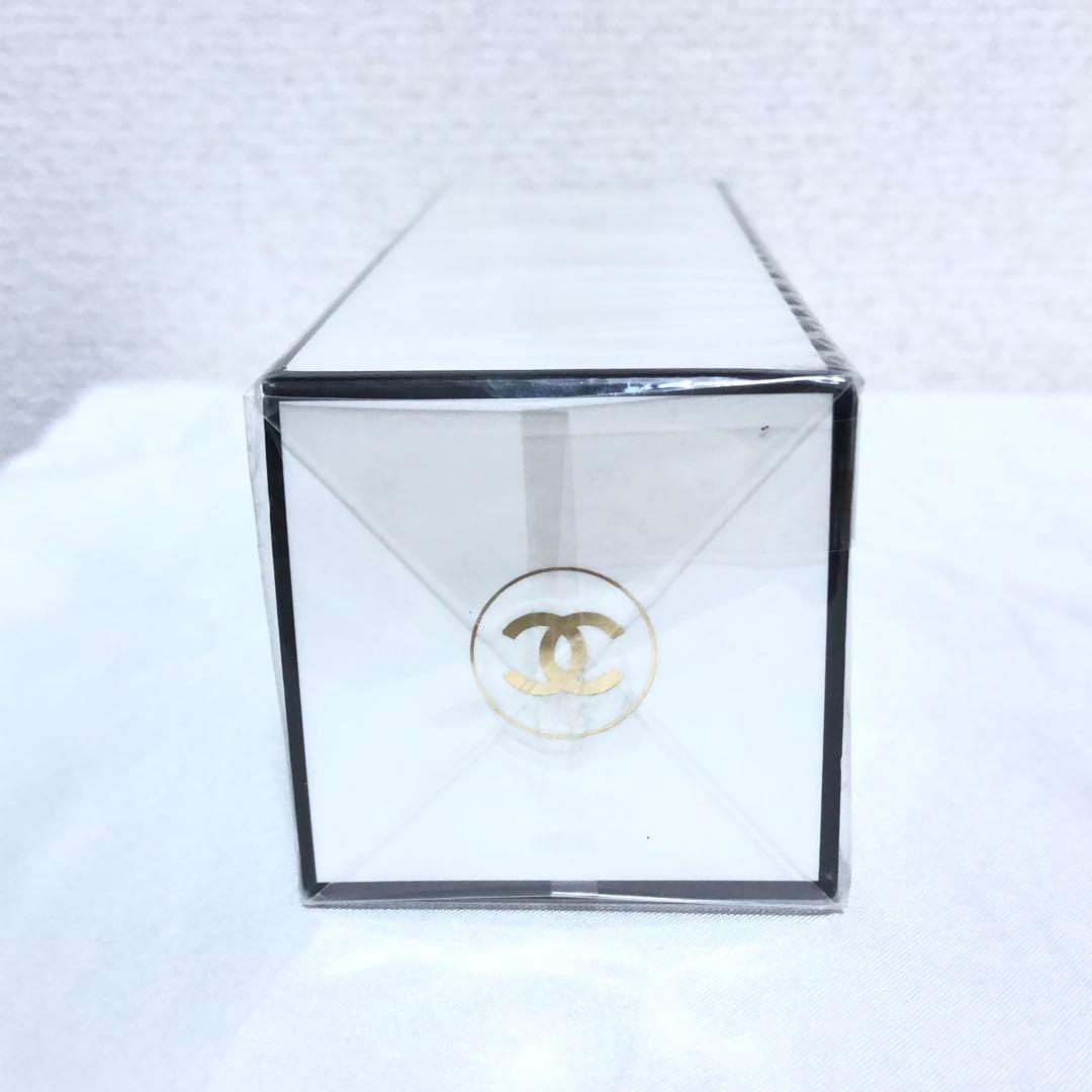 新品 CHANEL N°19オードゥトワレット ヴァポリザター 100ml 香水