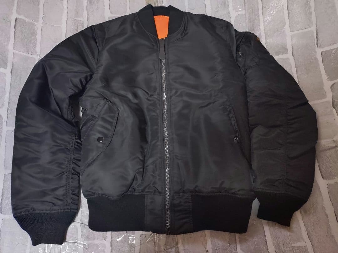 【美品】【Lサイズ】【アルファ】【MA-1】【人気ブラック】