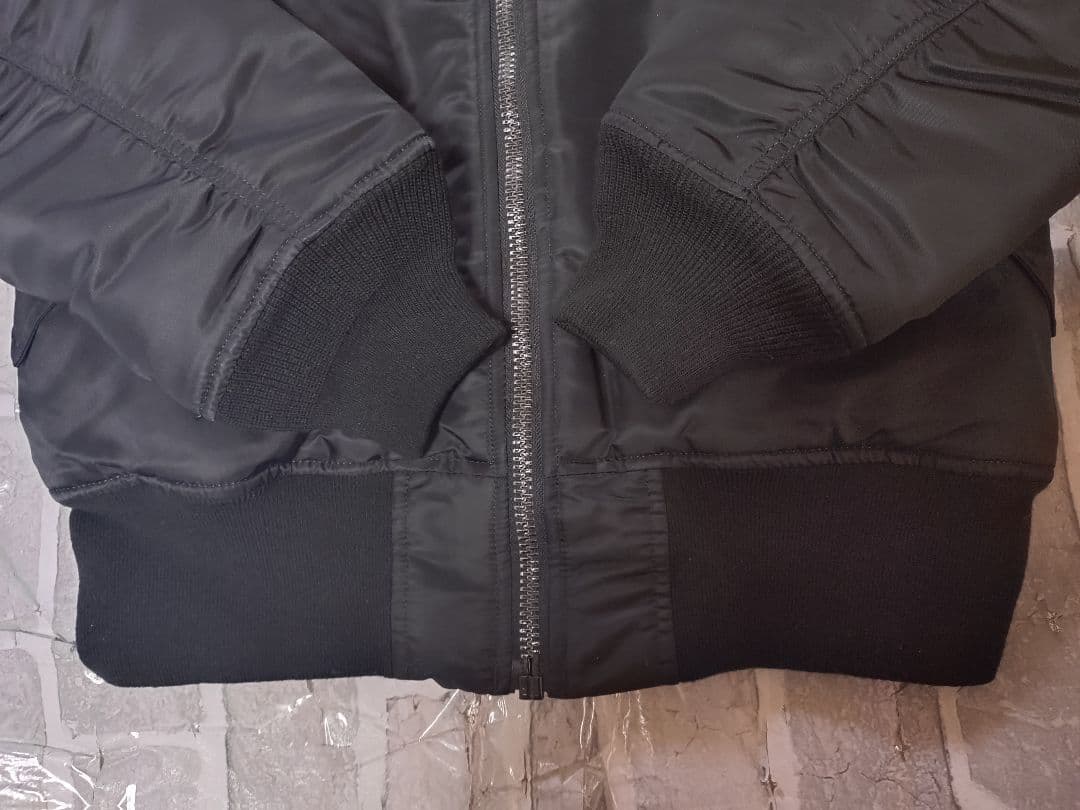 【美品】【Lサイズ】【アルファ】【MA-1】【人気ブラック】