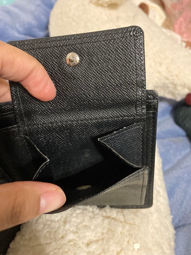 ルイヴィトン　ブラック チェック柄 二つ折り財布
