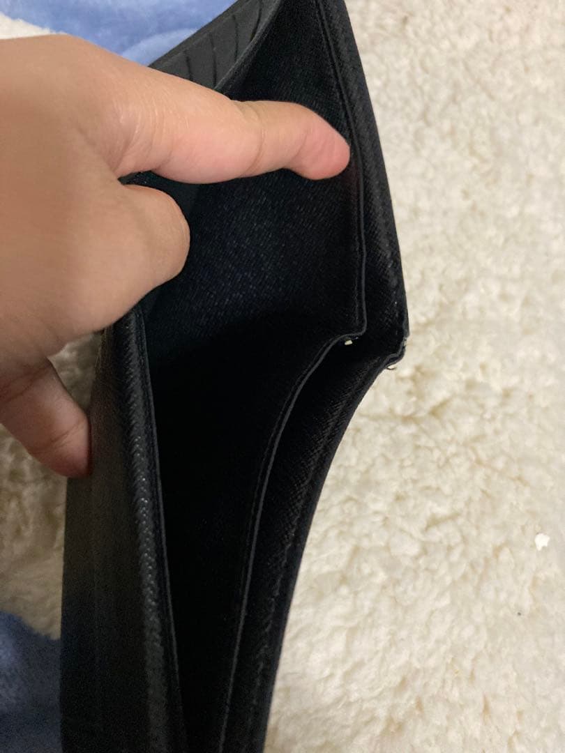 ルイヴィトン　ブラック チェック柄 二つ折り財布