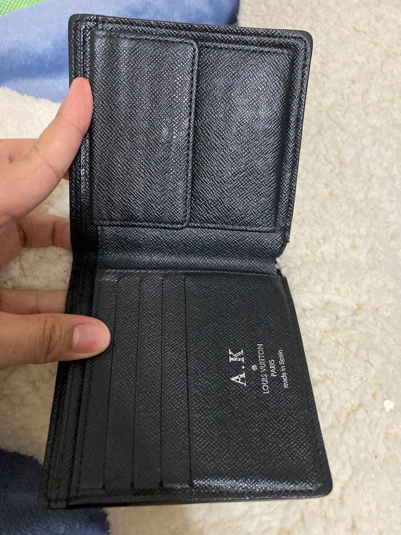 ルイヴィトン　ブラック チェック柄 二つ折り財布