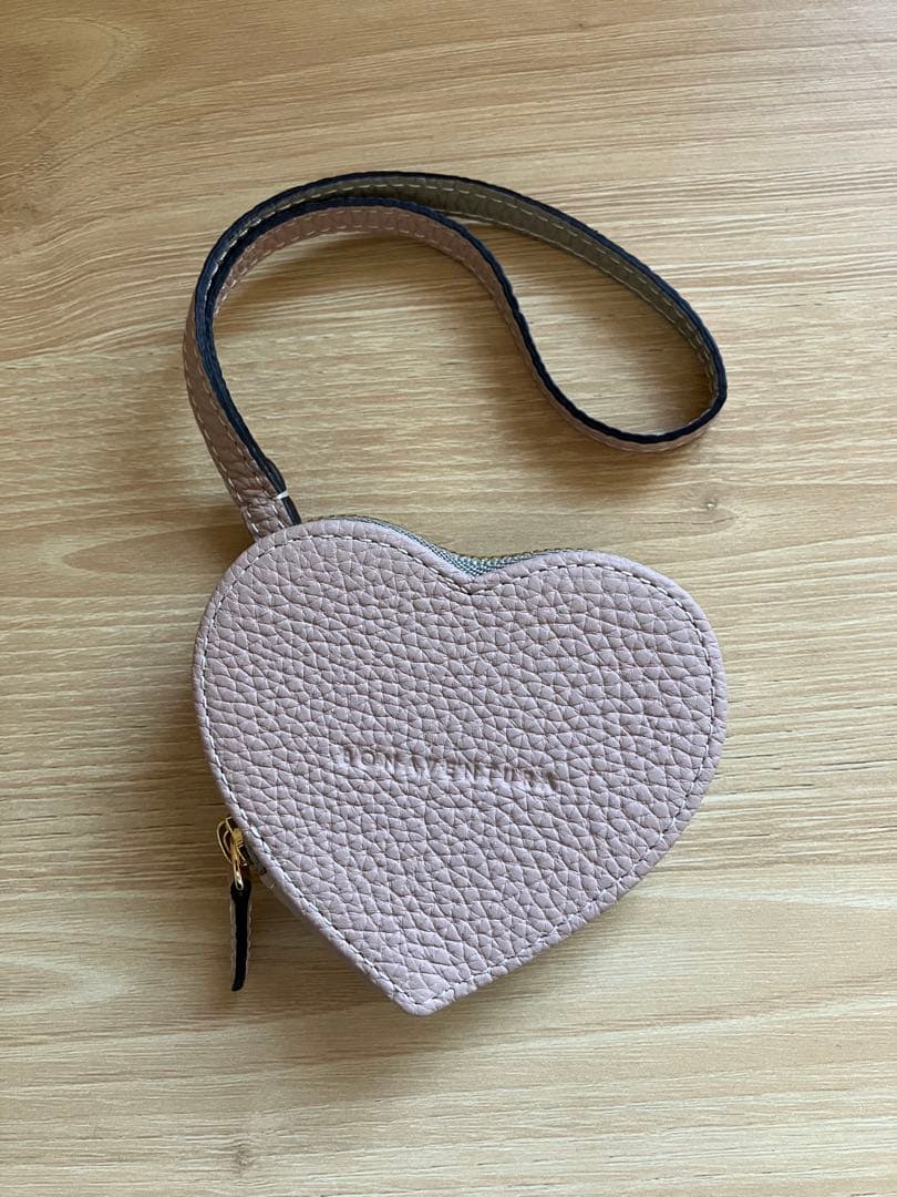 【2/14まで限定お値下】ボナベンチュラ ストラップつき ハート ケース