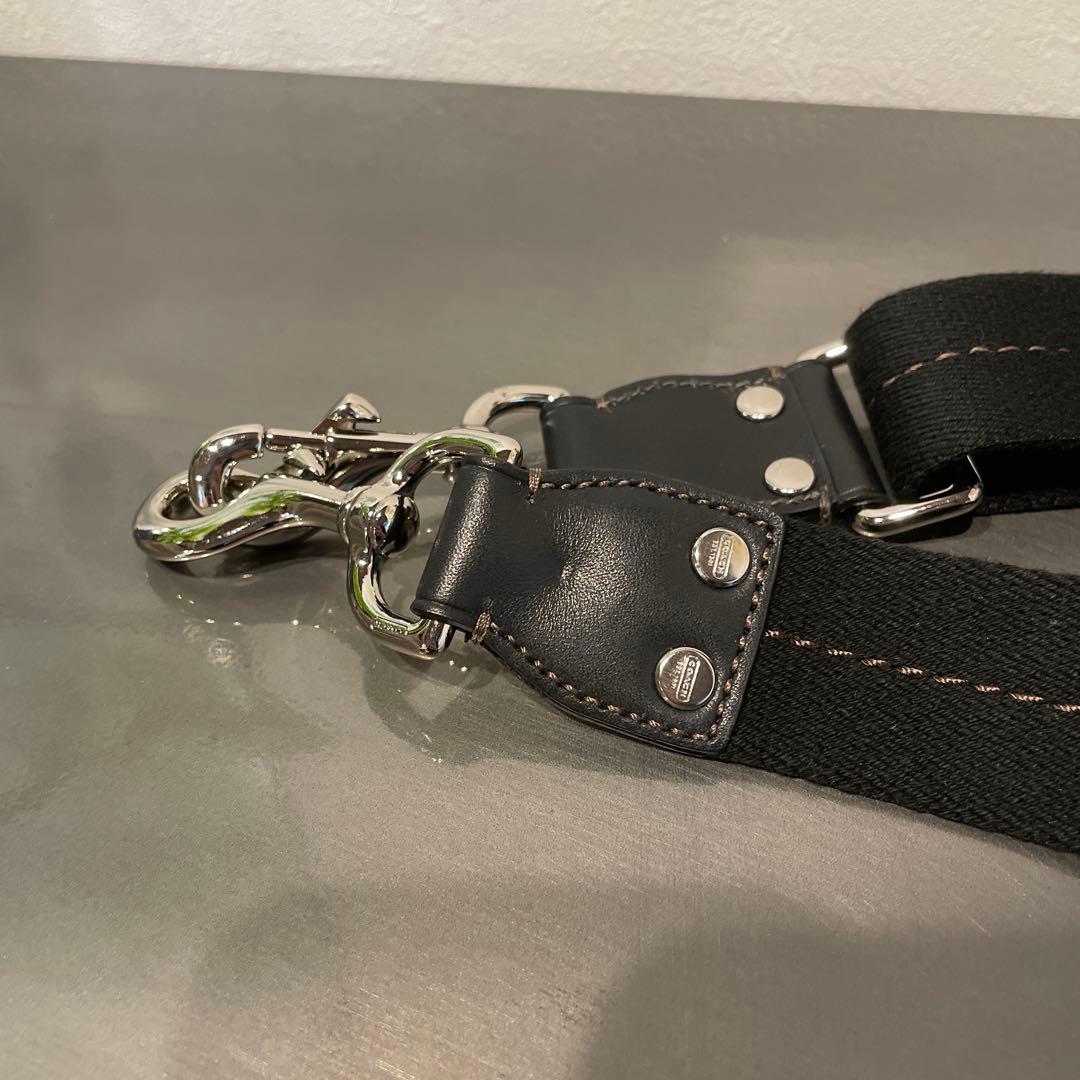 【未使用】COACH バッグ（肩紐付き）